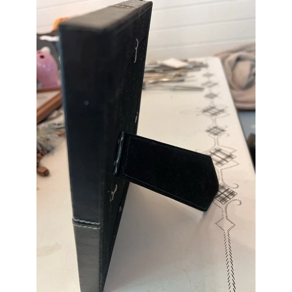 Black Faux Leather Photo Frame With White Stitching 3 X 5